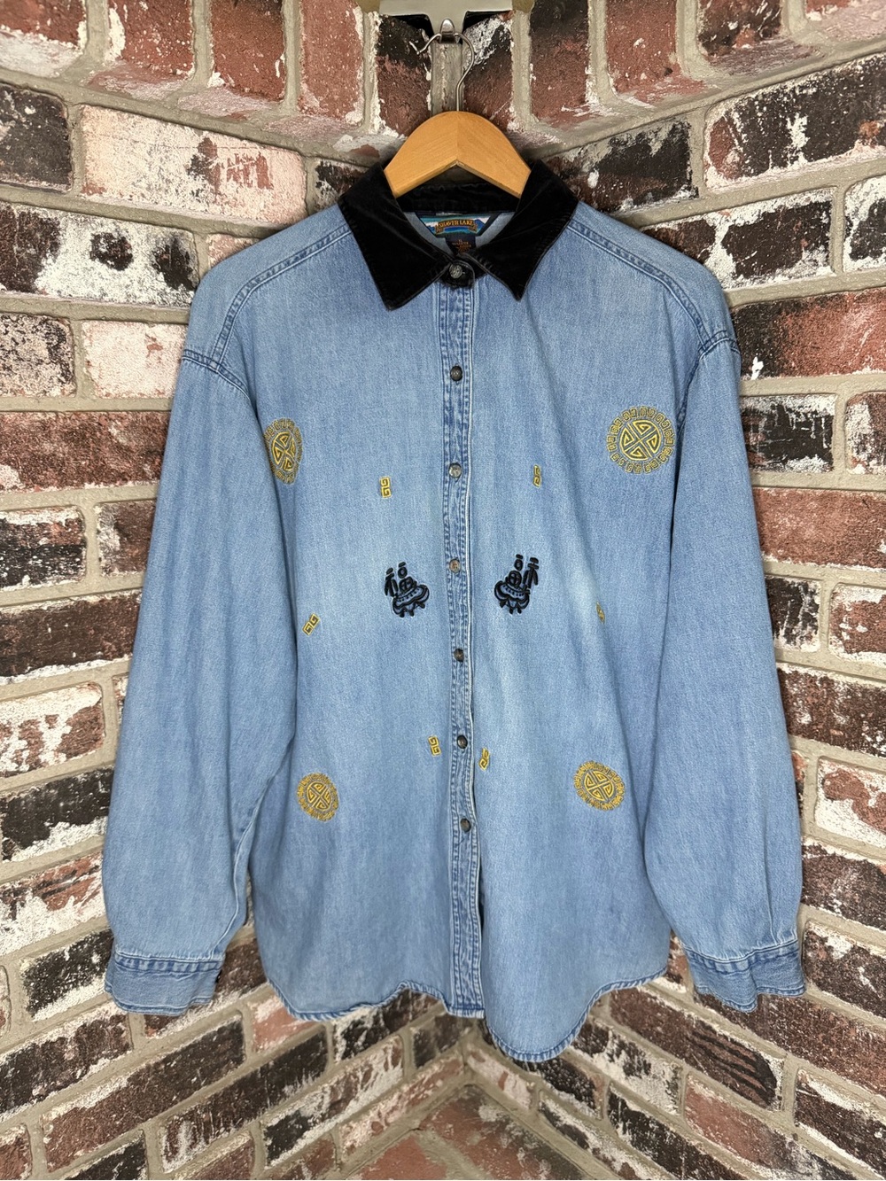 Vintage Embroidered Shaver Lake Blue Denim Asian Art with Black Velvet Collar